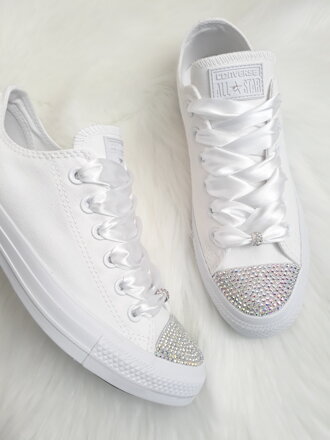 Čistobiele converse, AB crystal