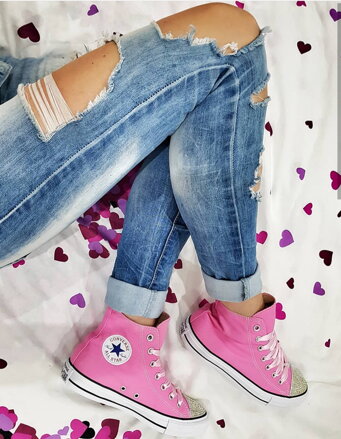 Vysoké rúžové converse, AB crystal