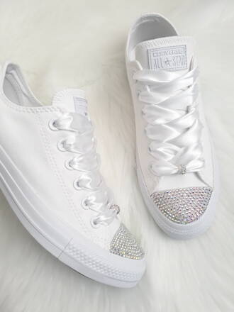 Čistobiele converse, AB crystal